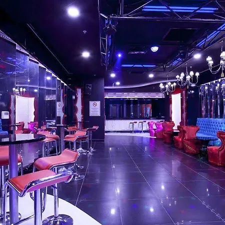 Отель Orange Palace 5*